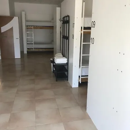 O Pedron & بيت شباب